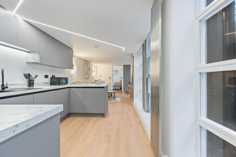 a920e77a a016 4bcb b3e1 aa26f8bdd98f 768x512