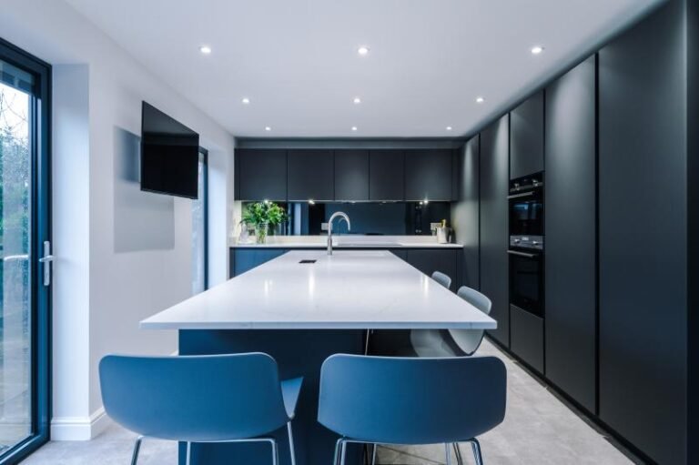 1739466331714 768x511